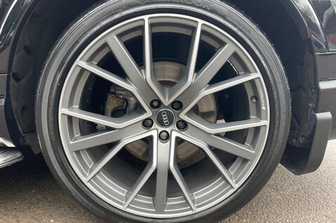 Audi Q7 TDI QUATTRO S LINE -£17K EXTRAS- TOUR/STYLE/COMF/SOUND/TECH PACKS -MATRIX 81