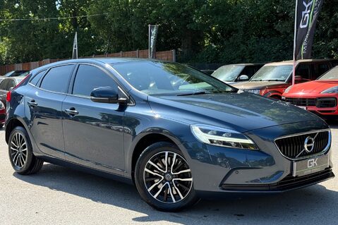Volvo V40 T2 MOMENTUM NAV PLUS - REVERSE CAMERA - FULL VOLVO SERVICE HISTORY 1
