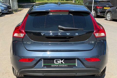 Volvo V40 T2 MOMENTUM NAV PLUS - REVERSE CAMERA - FULL VOLVO SERVICE HISTORY 8