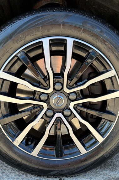 Volvo V40 T2 MOMENTUM NAV PLUS - REVERSE CAMERA - FULL VOLVO SERVICE HISTORY 