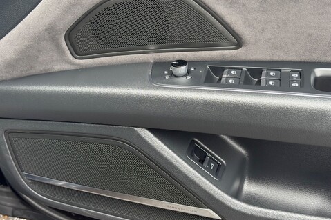 Audi A8 L TDI QUATTRO MHEV - LWB -LONG WHEEL BASE - REAR SEAT PACKAGE -MATRIX LED 48