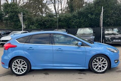 Ford Focus ZETEC S - £20 ROAD TAX 4