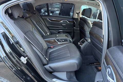 BMW 7 Series 730D EXCLUSIVE - REAR SEAT COMFORT PACKAGE -£6,235 OPTIONS -FULL BMW S/H 38