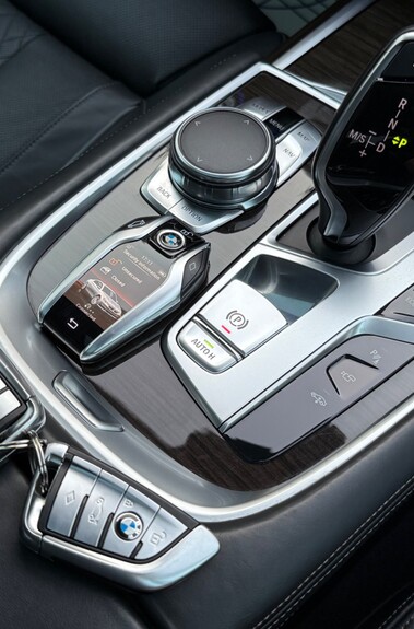 BMW 7 Series 730D EXCLUSIVE - REAR SEAT COMFORT PACKAGE -£6,235 OPTIONS -FULL BMW S/H 