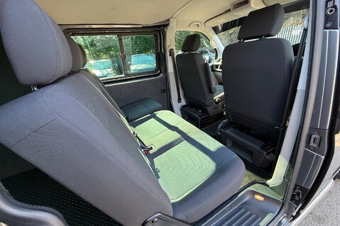 Volkswagen Transporter T32 TDI KOMBI HIGHLINE 4MOTION BMT - NO VAT - ACC 31