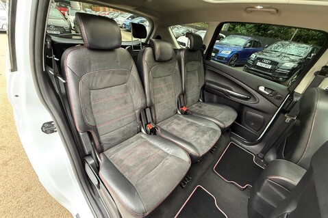 Ford S-Max TITANIUM X SPORT TDCI - SAT NAV - 8 SERVICES - CAMBELT CHANGED 28