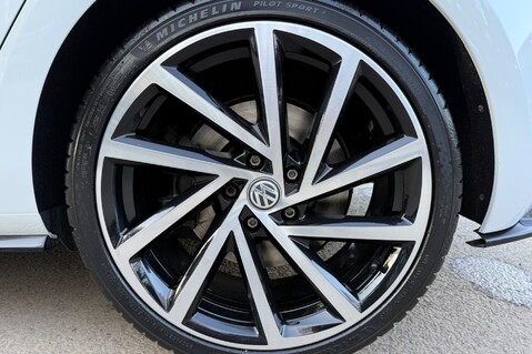 Volkswagen Golf R TSI DSG - STAGE 3 - 526 BHP - 19 INCH SPIELBERG ALLOYS - MICHELINS 69