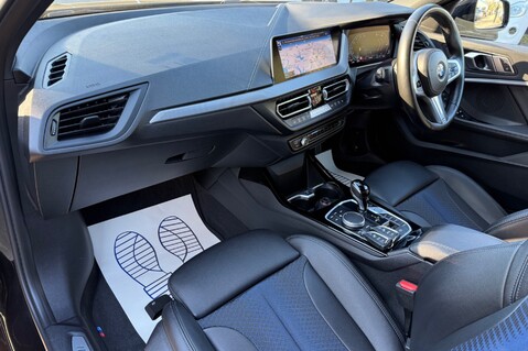 BMW 1 Series 118I M SPORT - ONE OWNER - FULL BMW SERVICE HISTORY  27