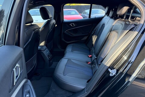 BMW 1 Series 118I M SPORT - ONE OWNER - FULL BMW SERVICE HISTORY  28