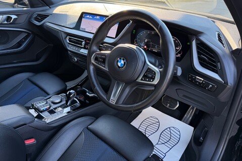BMW 1 Series 118I M SPORT - ONE OWNER - FULL BMW SERVICE HISTORY  14