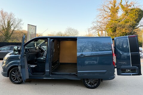 Ford Transit Custom 290 SPORT P/V L1 H1 AUTOMATIC - ONE OWNER FROM NEW - FSH - REVERSE CAMERA 17