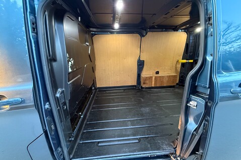Ford Transit Custom 290 SPORT P/V L1 H1 AUTOMATIC - ONE OWNER FROM NEW - FSH - REVERSE CAMERA 40