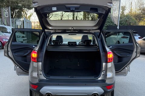 Ford Kuga TITANIUM X EDITION AUTOMATIC - SYNC 3 NAV - APPLE CARPLAY 23