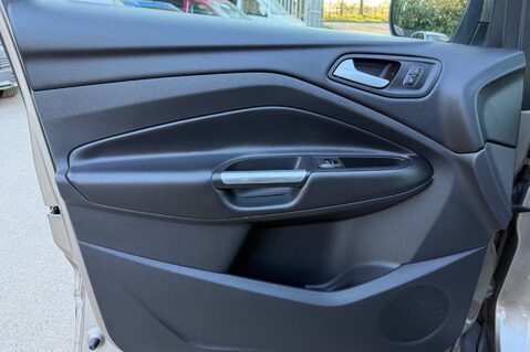 Ford Kuga TITANIUM X EDITION AUTOMATIC - SYNC 3 NAV - APPLE CARPLAY 24