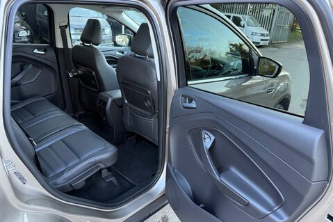 Ford Kuga TITANIUM X EDITION AUTOMATIC - SYNC 3 NAV - APPLE CARPLAY 32