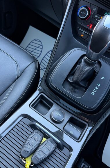 Ford Kuga TITANIUM X EDITION AUTOMATIC - SYNC 3 NAV - APPLE CARPLAY 