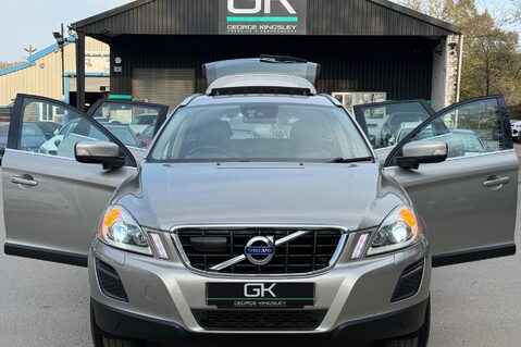 Volvo XC60 D5 SE LUX NAV AWD -TOWBAR - BLIS -LDW - PAN ROOF -CHILD SEATS  19