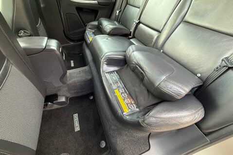 Volvo XC60 D5 SE LUX NAV AWD -TOWBAR - BLIS -LDW - PAN ROOF -CHILD SEATS  6
