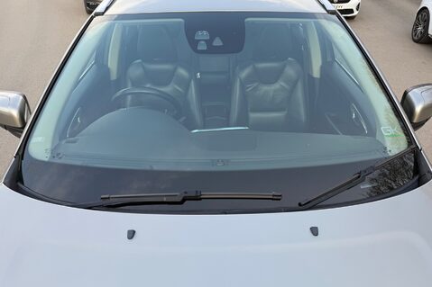 Volvo XC60 D5 SE LUX NAV AWD -TOWBAR - BLIS -LDW - PAN ROOF -CHILD SEATS  66