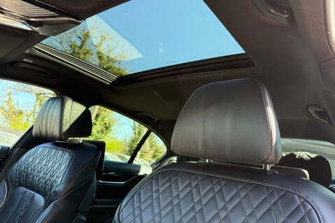 BMW 7 Series 740D XDRIVE M SPORT - REAR ENTERTAINMENT -SUNROOF -HUD -HARMAN KARDON -ICON 3