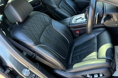BMW 7 Series 740D XDRIVE M SPORT - REAR ENTERTAINMENT -SUNROOF -HUD -HARMAN KARDON -ICON 50