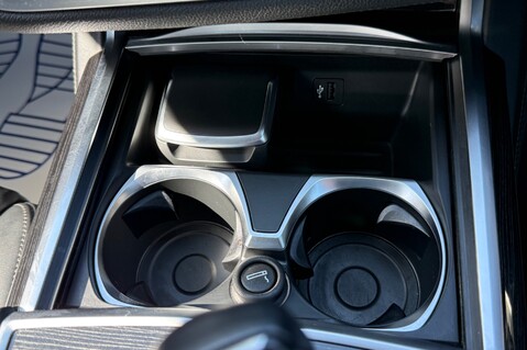 BMW 7 Series 740D XDRIVE M SPORT - REAR ENTERTAINMENT -SUNROOF -HUD -HARMAN KARDON -ICON 73
