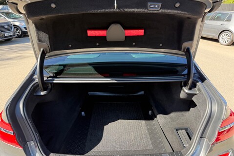 BMW 7 Series 740D XDRIVE M SPORT - REAR ENTERTAINMENT -SUNROOF -HUD -HARMAN KARDON -ICON 84
