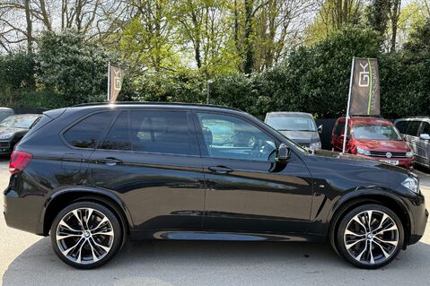 BMW X5 M50D -7 SEATS -£14K EXTRAS -PAN ROOF -HUD -KEYLESS -ADAPTIVE LED -360 CAMS  4