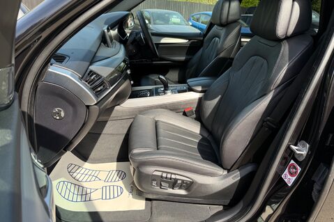 BMW X5 M50D -7 SEATS -£14K EXTRAS -PAN ROOF -HUD -KEYLESS -ADAPTIVE LED -360 CAMS  24