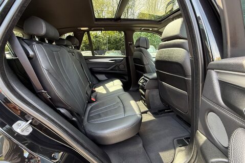 BMW X5 M50D -7 SEATS -£14K EXTRAS -PAN ROOF -HUD -KEYLESS -ADAPTIVE LED -360 CAMS  34