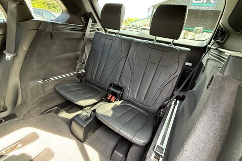 BMW X5 M50D -7 SEATS -£14K EXTRAS -PAN ROOF -HUD -KEYLESS -ADAPTIVE LED -360 CAMS  70
