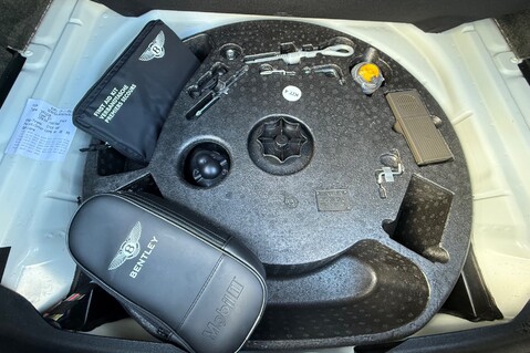 Bentley Continental GT V8 S MDS -MULLINER DRIVING SPEC -ADAPTIVE CRUISE CONTROL -CERAMIC BRAKES 51