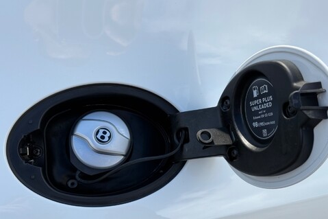 Bentley Continental GT V8 S MDS -MULLINER DRIVING SPEC -ADAPTIVE CRUISE CONTROL -CERAMIC BRAKES 59