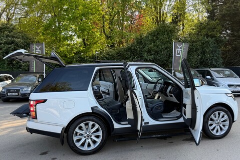 Land Rover Range Rover TDV6 VOGUE SE - DEPLOYABLE SIDE STEPS - TOWBAR - ADAPTIVE CRUISE CONTROL 20