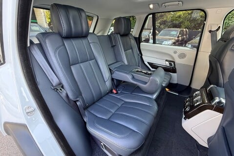 Land Rover Range Rover TDV6 VOGUE SE - DEPLOYABLE SIDE STEPS - TOWBAR - ADAPTIVE CRUISE CONTROL 17