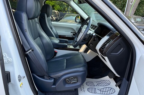 Land Rover Range Rover TDV6 VOGUE SE - DEPLOYABLE SIDE STEPS - TOWBAR - ADAPTIVE CRUISE CONTROL 15
