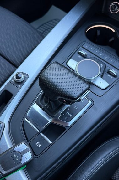 Audi A4 TDI S LINE - £35 ROAD TAX - VIRTUAL COCKPIT - TECHNOLOGY PACKAGE 