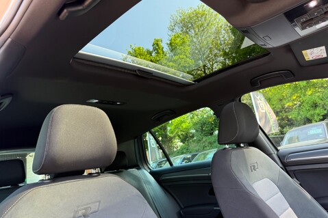 Volkswagen Golf R LINE EDITION TSI ACT BMT DSG -£20 ROAD TAX-PANORAMIC ROOF-ADAPTIVE CRUISE 49