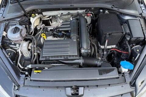 Volkswagen Golf R LINE EDITION TSI ACT BMT DSG -£20 ROAD TAX-PANORAMIC ROOF-ADAPTIVE CRUISE 50