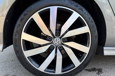 Volkswagen Golf R LINE EDITION TSI ACT BMT DSG -£20 ROAD TAX-PANORAMIC ROOF-ADAPTIVE CRUISE 53