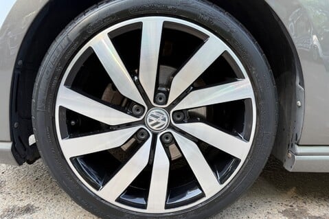 Volkswagen Golf R LINE EDITION TSI ACT BMT DSG -£20 ROAD TAX-PANORAMIC ROOF-ADAPTIVE CRUISE 55
