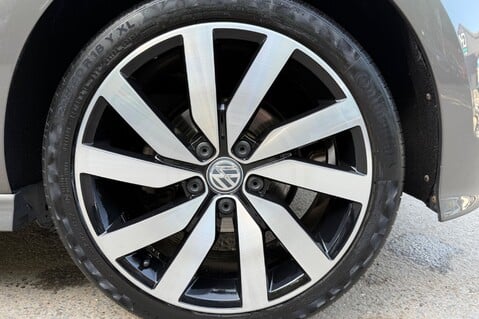 Volkswagen Golf R LINE EDITION TSI ACT BMT DSG -£20 ROAD TAX-PANORAMIC ROOF-ADAPTIVE CRUISE 56