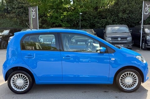 Volkswagen Up HIGH UP - £20 ROAD TAX - HEATED SEATS - 9 SERVICES RECORDED - LOW INSURANCE 4