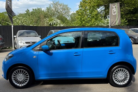 Volkswagen Up HIGH UP - £20 ROAD TAX - HEATED SEATS - 9 SERVICES RECORDED - LOW INSURANCE 8