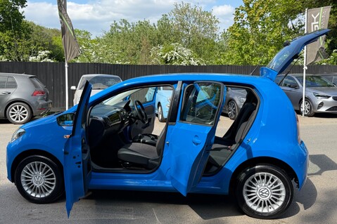 Volkswagen Up HIGH UP - £20 ROAD TAX - HEATED SEATS - 9 SERVICES RECORDED - LOW INSURANCE 17