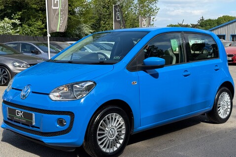 Volkswagen Up HIGH UP - £20 ROAD TAX - HEATED SEATS - 9 SERVICES RECORDED - LOW INSURANCE 10