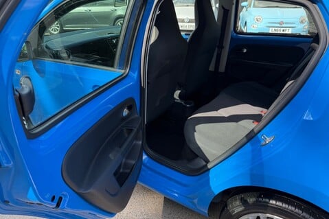 Volkswagen Up HIGH UP - £20 ROAD TAX - HEATED SEATS - 9 SERVICES RECORDED - LOW INSURANCE 25