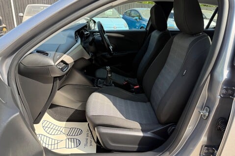 Vauxhall Corsa SE - APPLE CAR PLAY - CRUISE CONTROL - ONE LADY OWNER FROM NEW 3