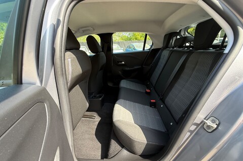 Vauxhall Corsa SE - APPLE CAR PLAY - CRUISE CONTROL - ONE LADY OWNER FROM NEW 26