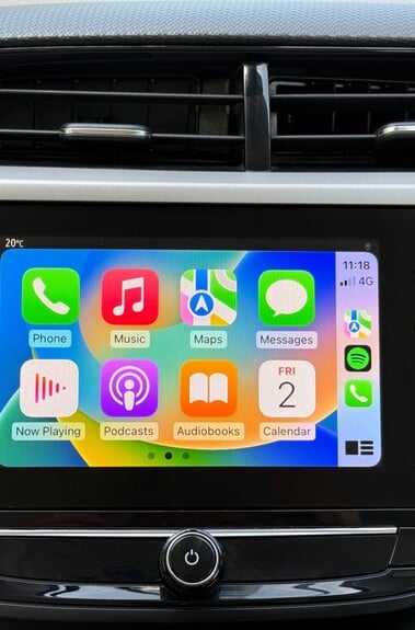 Vauxhall Corsa SE - APPLE CAR PLAY - CRUISE CONTROL - ONE LADY OWNER FROM NEW 